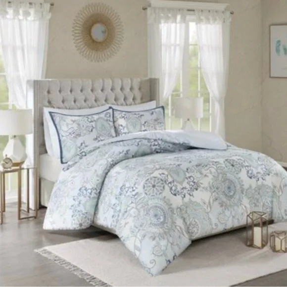 Madison Park Loleta 3 Piece Cotton Floral Printed Reversible Duvet Cover Set - Picture 1 of 9